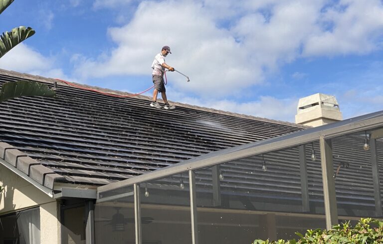 roof shingle pressure washing